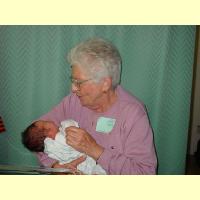 08012001-GreatGrandma_thumb.jpg 5.8K